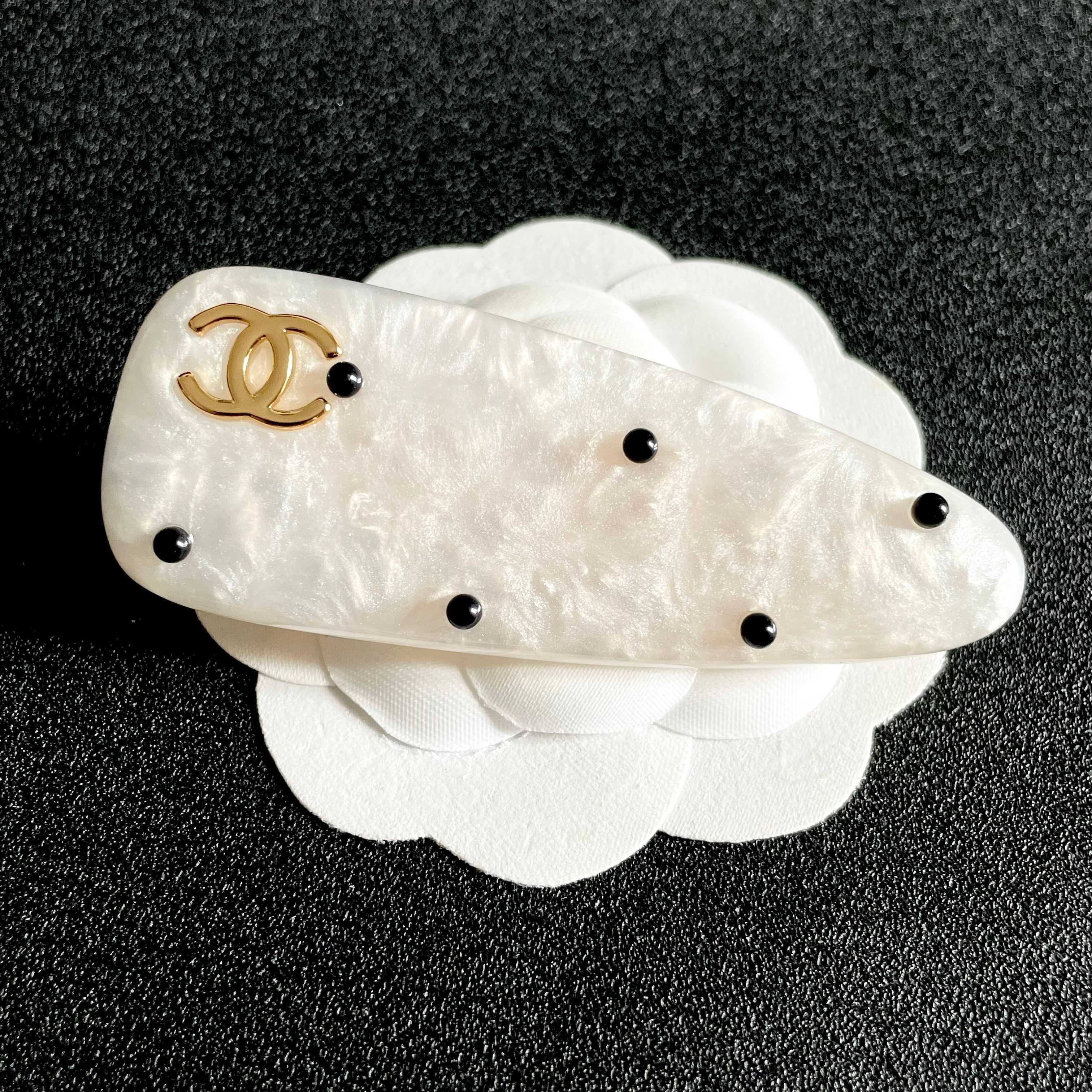 Chanel White Pearl Hair Clip with Gold CC Logo
